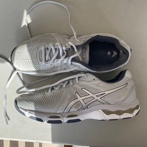 Asics volleyball shoes